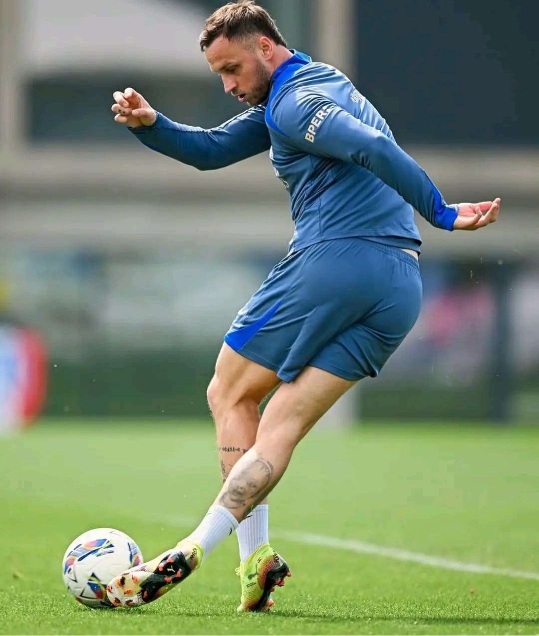 Arnautovic Bawa Inter Unggul 6 Poin