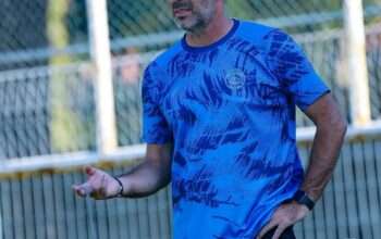 Arema FC Ungkap Penyelesaian Buruk Lawan Persebaya Malam Ini Jadi Biang Kerok