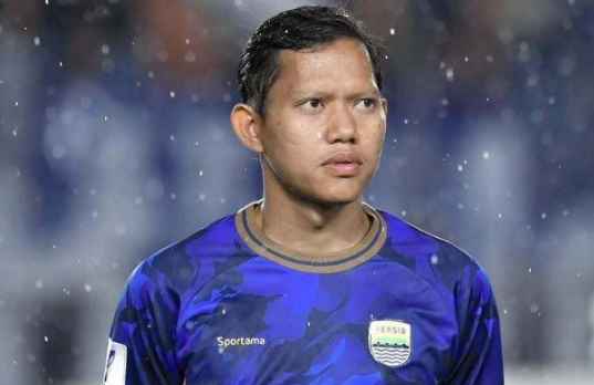 Karier Adam Alis Dari Awal Hingga Bergabung dengan Persib
