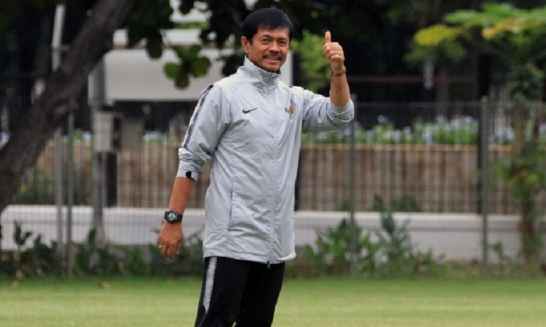 Indra Sjafri Perjalanan Karier dari Pemain ke Pelatih Berprestasi Kisah sukses pelatih legendaris sepak bola Indonesia