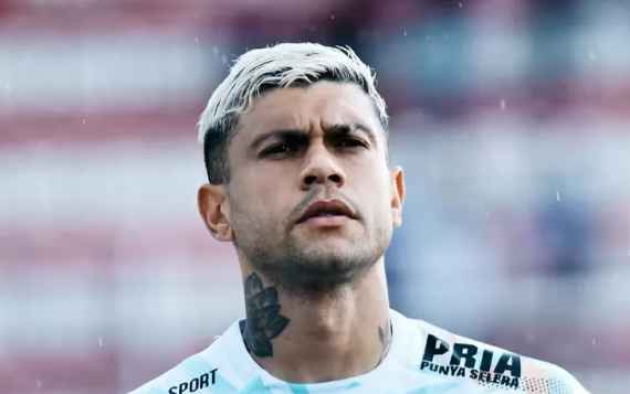 Kontrak Ciro Alves di Persib: Durasi dan Peran di Tim Juara Kontrak Ciro Alves dan perannya di Persib Bandung.