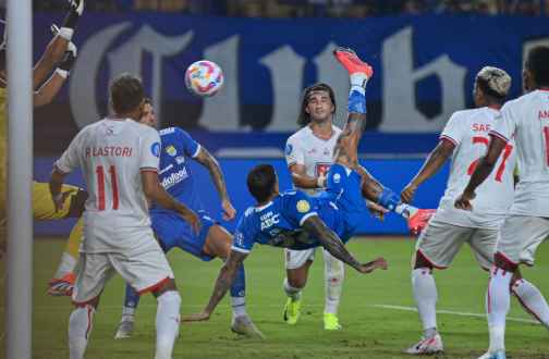 Prediksi starting line-up, taktik, dan pemain andalan tim.