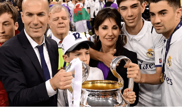 Pelatih Real Madrid FC Family 100 Profil Keluarga Strategi pelatih Real Madrid di Family 100, siapa favorit