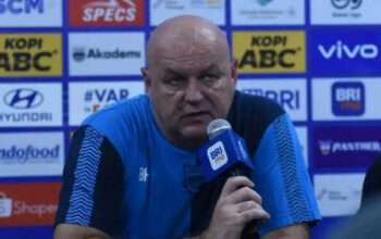 Bojan Hodak Ngamuk Setelah Persib Ditahan Imbang Barito