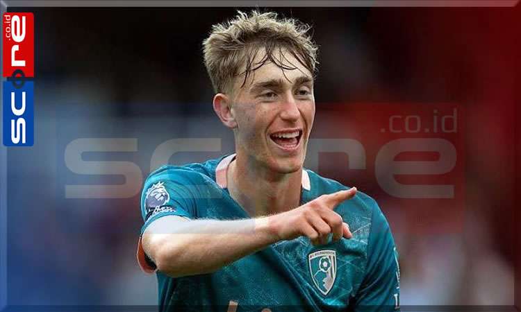 Dean Huijsen Resmi Gabung Real Madrid Perkuat Lini Belakang