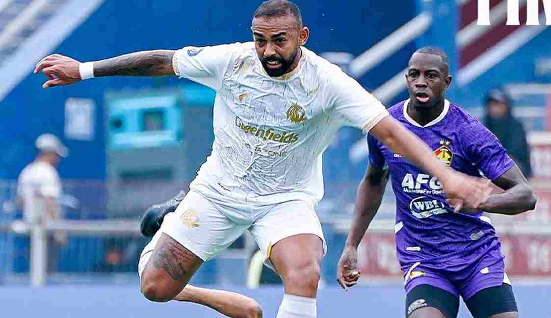 Susunan Pemain Arema FC vs Persik Kediri: Starting XI dan Taktik Formasi Terbaru Arema FC vs Persik Kediri