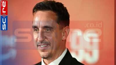 Gary Neville Was-Was Jelang Duel Penentu