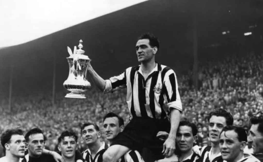 Trofi Newcastle United Diraih Selama Sejarahnya Gelar Juara Newcastle Sejarah & Pencapaiannya.