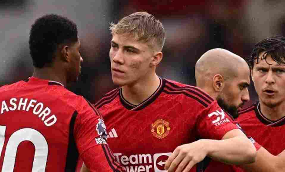 Susunan Pemain Man utd vs Brentford Info Formasi Pertandingan Line-up Manchester United vs Brentford di Premier League.