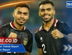 Perbedaan Yakob Sayuri dan Yance Sayuri: Kembar di Lapangan Hijau