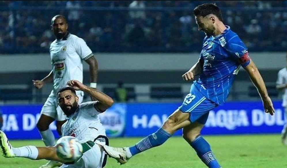 Riwayat Pertemuan Persib dan Persis Solo