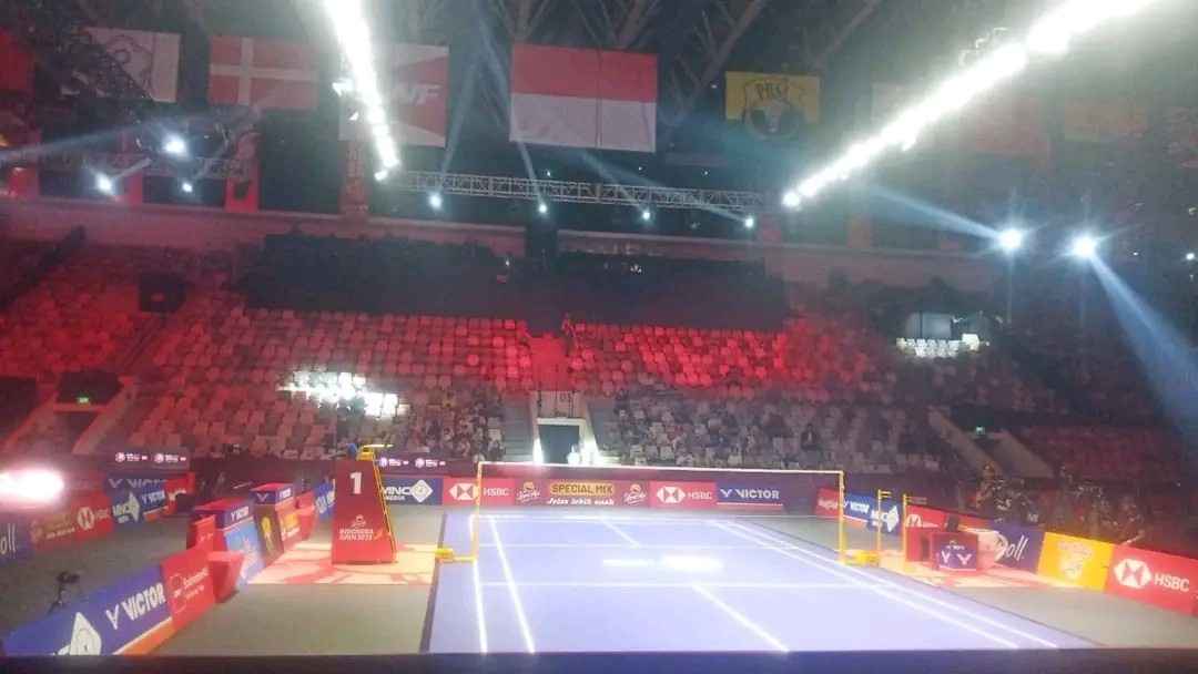 Tiket Indonesia Open 2025 Sepi Prestasi Atlet Kian Menepi, PBSI Angkat Suara Istora Senayan Sepi Penonton