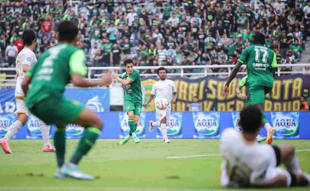 Berapa Kali Persebaya Menang Lawan Arema? Ini Rekornya Data Statistik Rivalitas Panas dalam Derby Jatim.