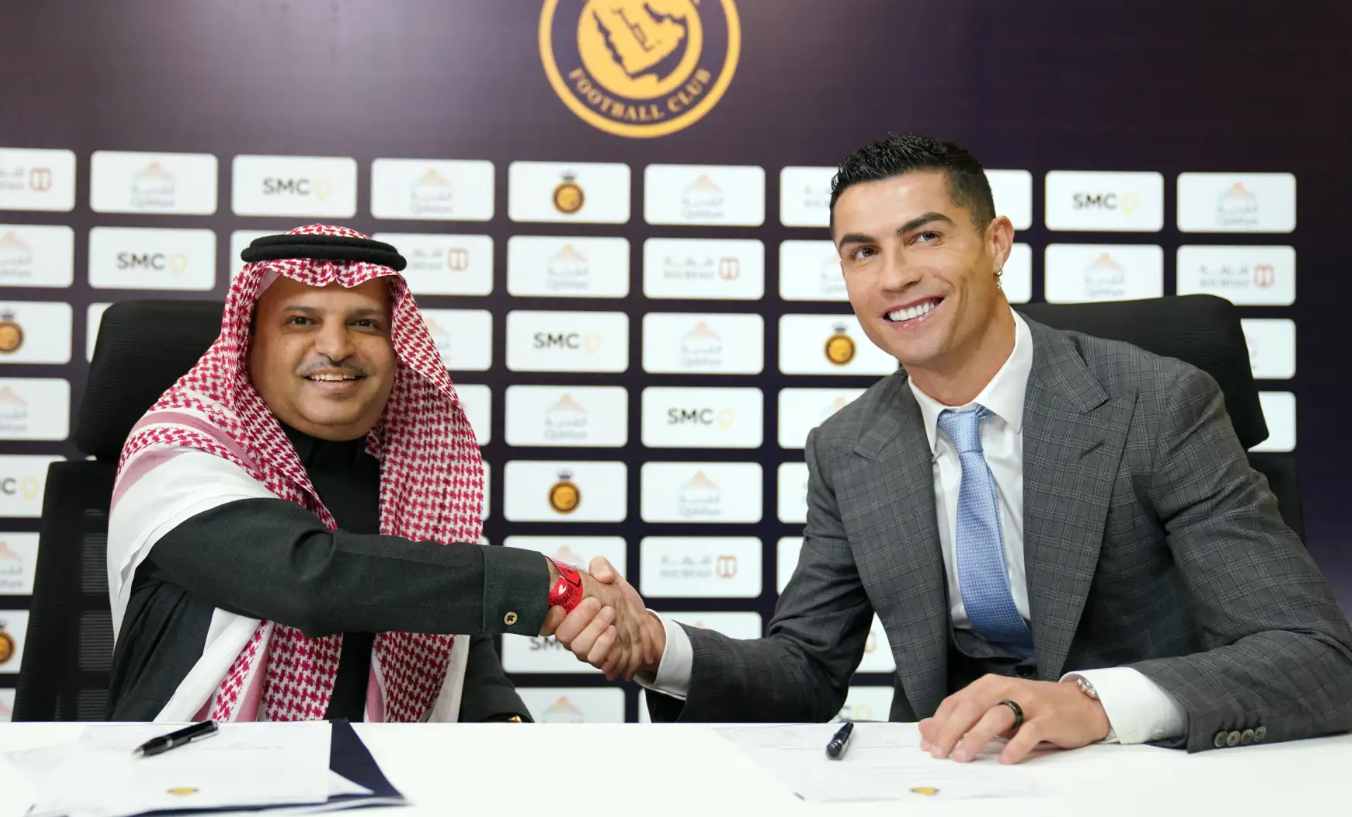 Gaji Ronaldo di rupiahkan per detik, Fakta Terbaru 2025 Fakta gaji Ronaldo per detik dalam Rupiah tahun 2025