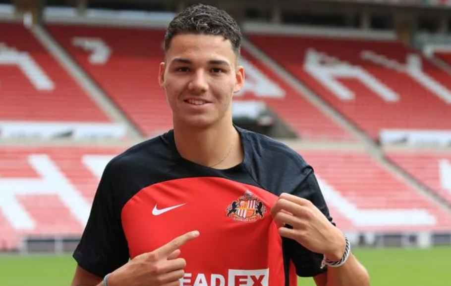 Profil Pemain Jenson Seelt, Calon Tembok Baru Pertahanan Garuda Karier & skill bek keturunan incaran Timnas.