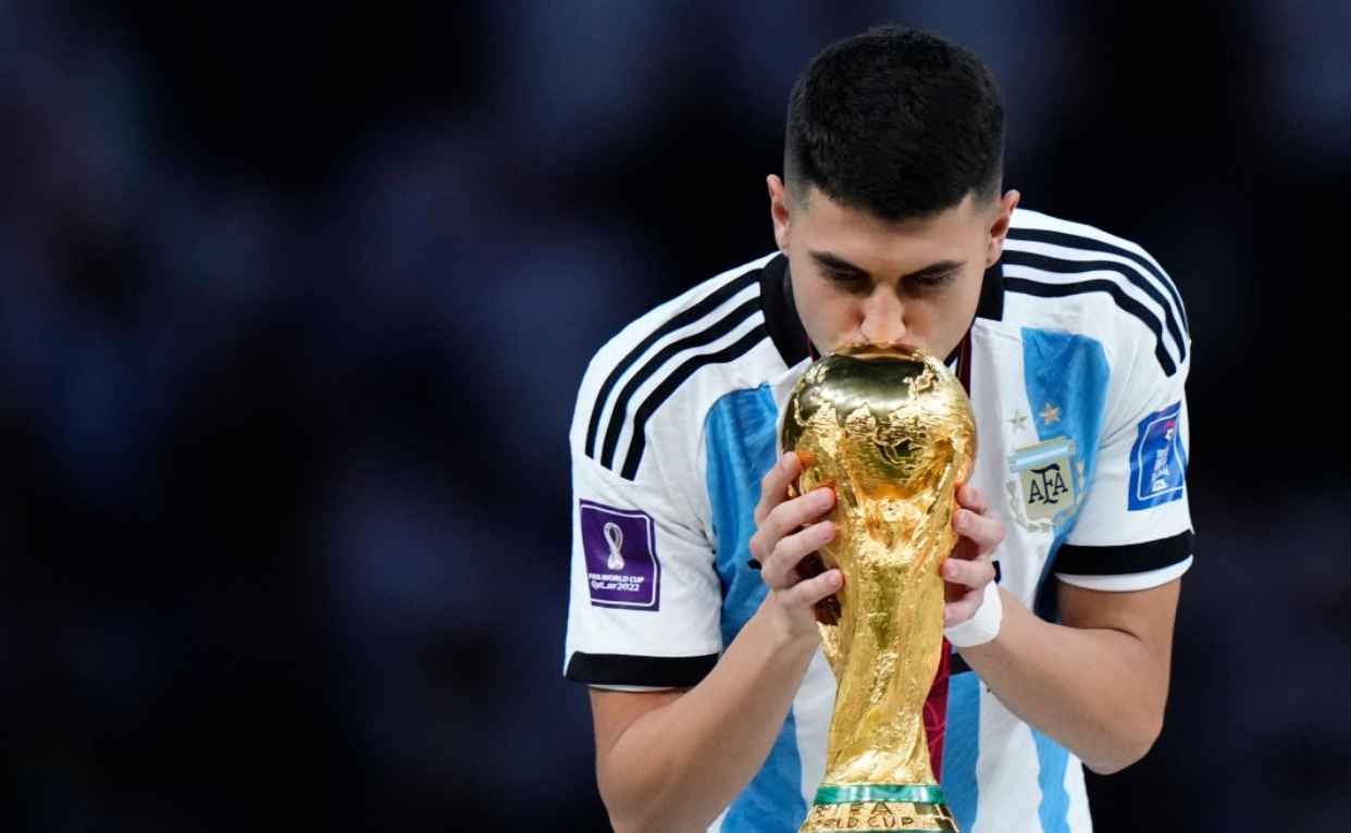 Thiago almada trophies, Ini Daftar Gelar Juara Lengkapnya Raihan gemilang gelandang muda juara dunia Argentina.