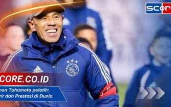 Simon Tahamata pelatih: Karir dan Prestasi di Dunia Sepak Bola