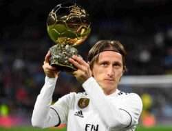 Perpisahan Luka Modric dengan Real Madrid, Perez Menangis