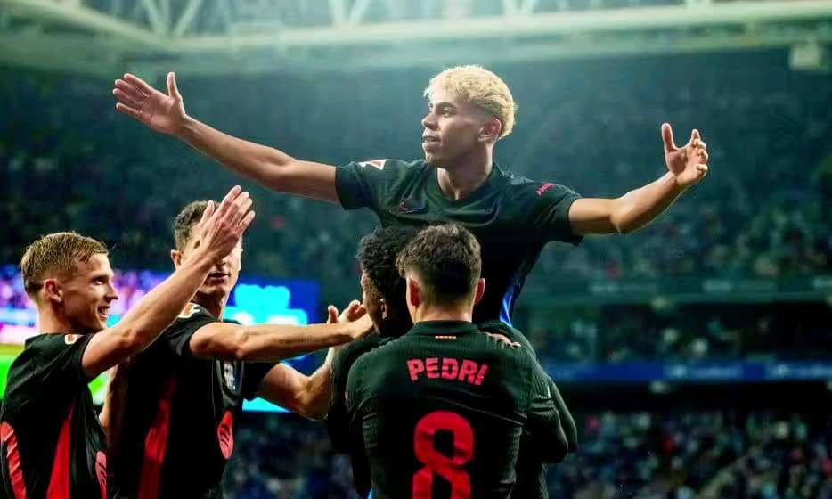 Lamine Yamal Gunakan No 10 di Barcelona