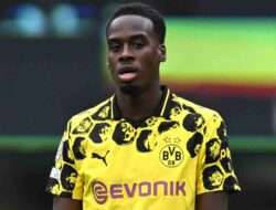 Belum Diresmikan, Jamie Gittens Terpergok di Chelsea