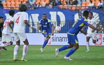 Hasil Pertandingan Bola Piala Presiden, Dewa Finis Ketiga