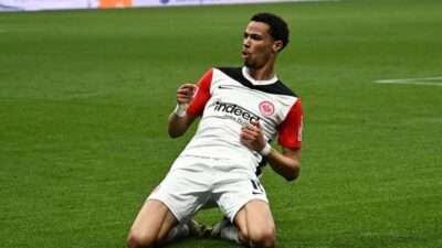 Newcastle kejar Hugo Ekitike