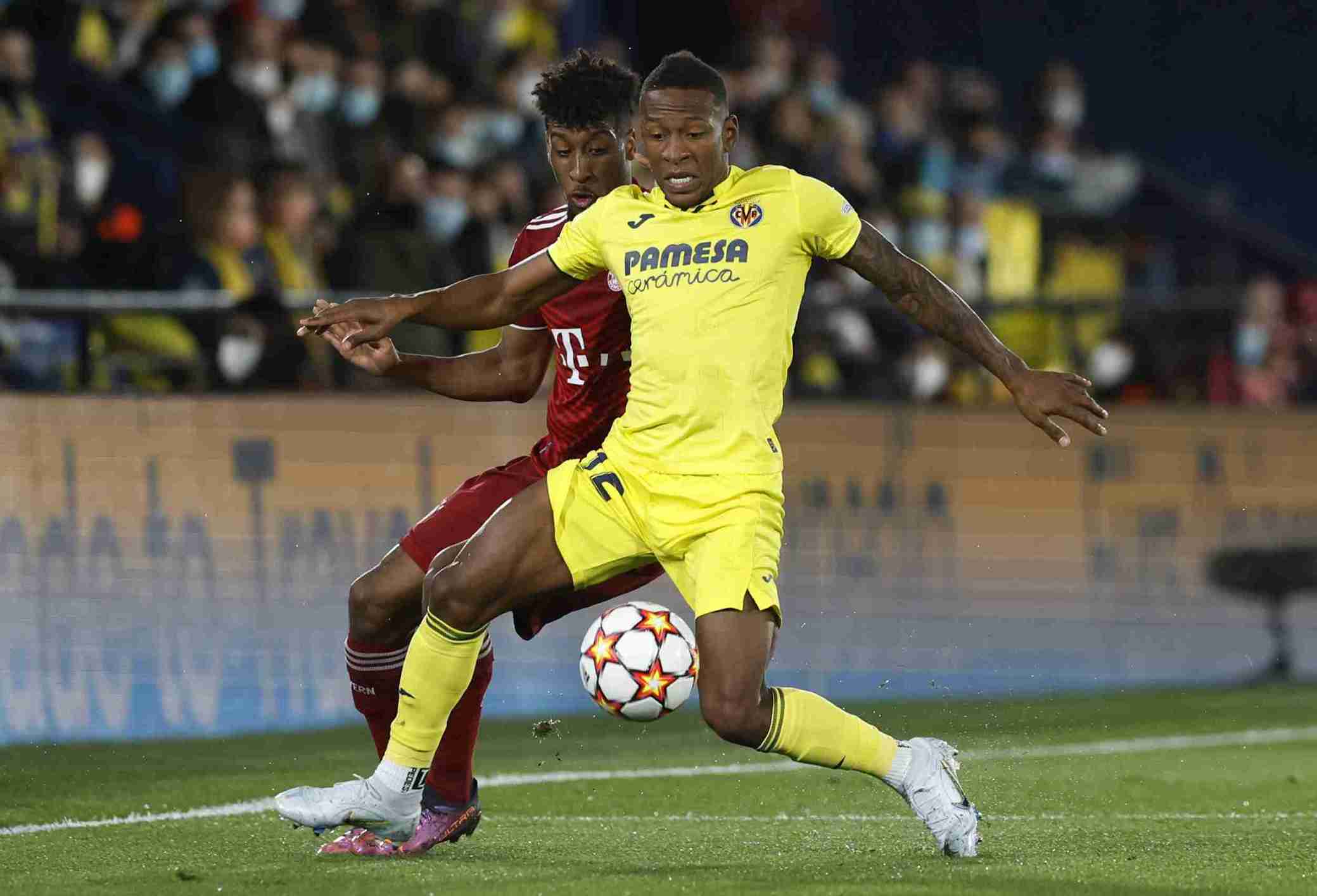 MU incar Pervis Estupinan