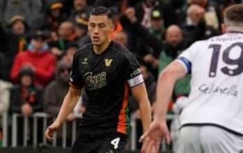 Genoa Rekrut Jay Idzes dengan Harga Fantastis