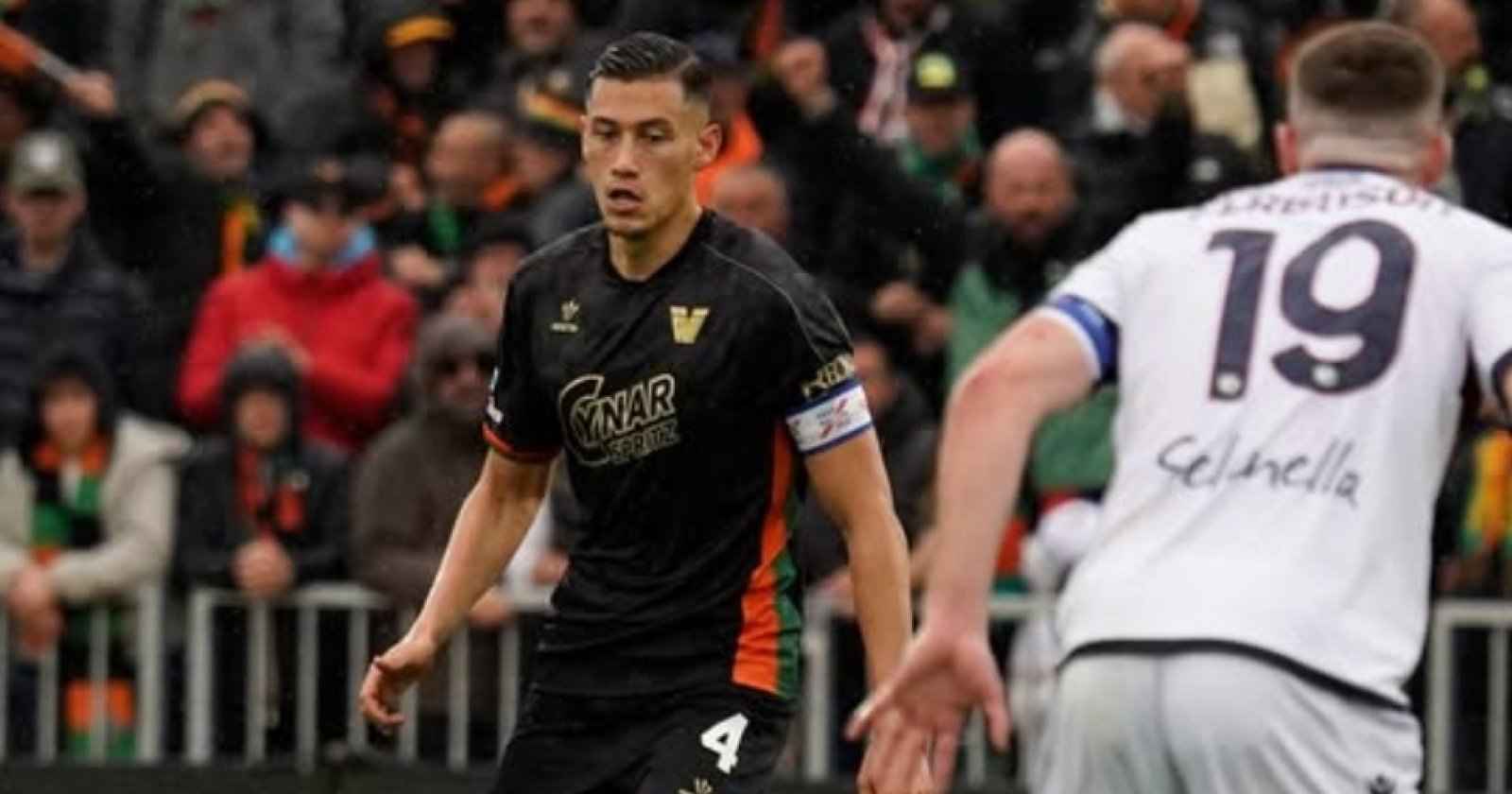 Genoa rekrut Jay Idzes