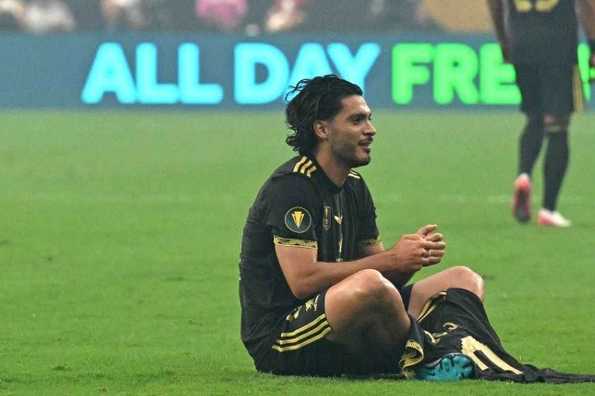 hasil pertandingan bola