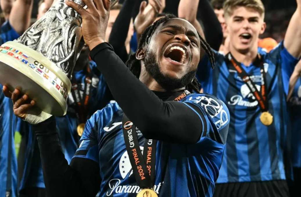 Penghargaan Yang Dimenangkan Ademola Lookman, Update Terbaru Deretan Trofi Individu dan Tim Sepanjang Karir Gemilang.