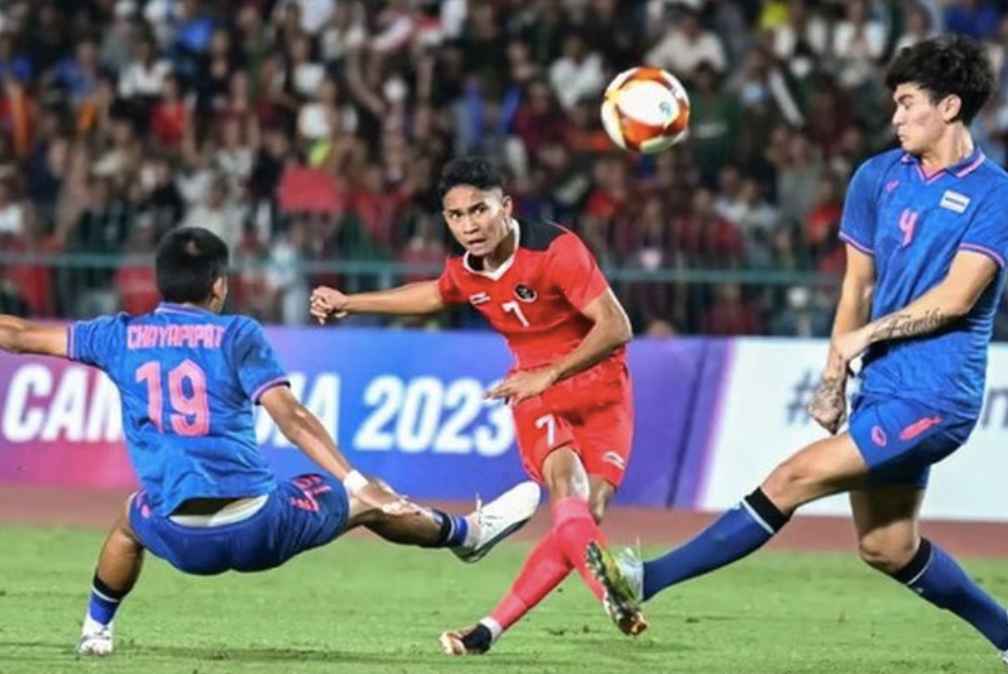 Semifinal mandiri cup 2025: Jadwal Lengkap & Hasil Undian Info jadwal dan hasil undian babak semifinal Mandiri Cup 2025.