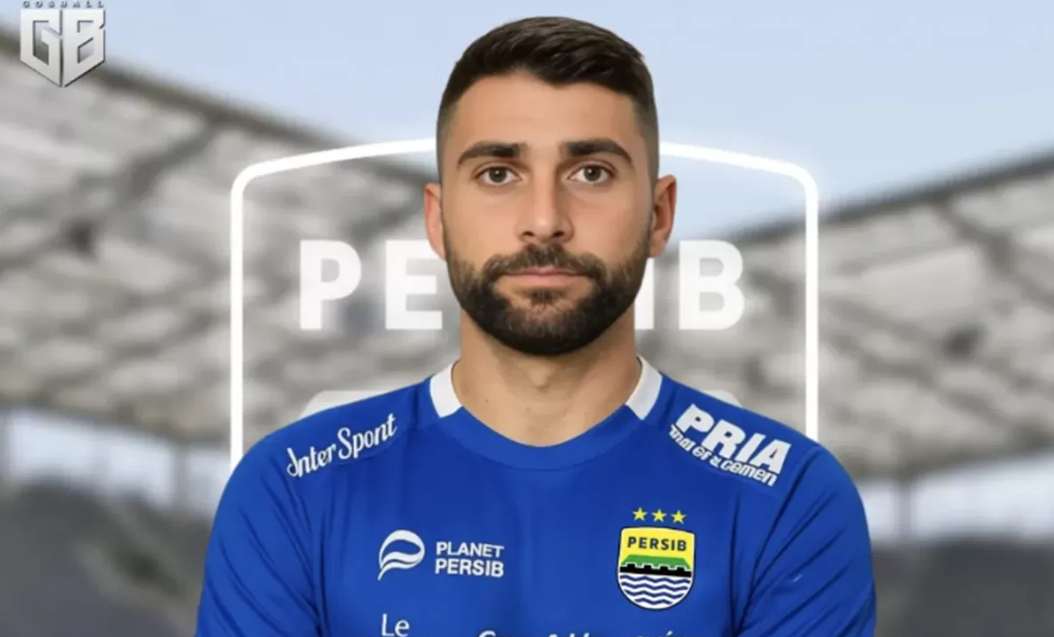 Frans Putros Persib Profil Bek Baru, Ini Keunggulannya! Kualitas Skill & Karir Bek Tangguh Keturunan Irak Ini