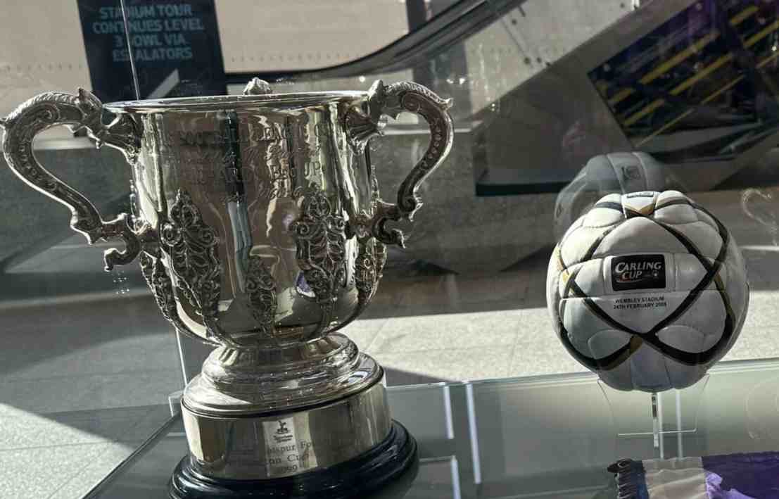 Lemari trofi Tottenham: Update Terbaru & Sejarah Lengkap Rincian piala yang pernah diraih oleh klub London Utara.