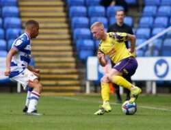 Prediksi Skor Reading vs Huddersfield Liga Satu, 9 Agustus Pukul 18.30 WIB