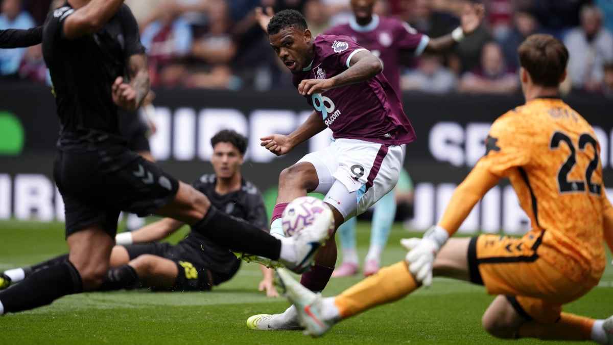 Prediksi Skor Sunderland vs Brentford