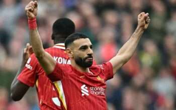 Mendapatkan Trofi PFA Mens Player Lagi, Mohamed Salah Cetak Rekor Baru!