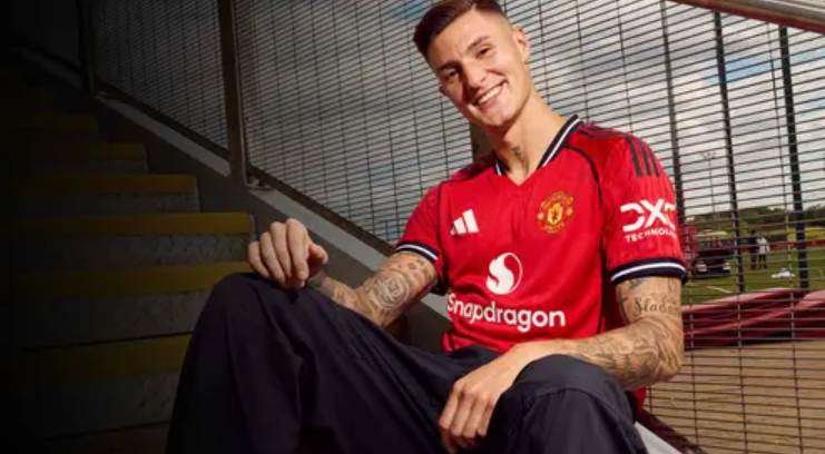 Analisis taktik benjamin sesko, Kunci Ketajamannya Membedah gaya main dan pergerakan cerdas sang bomber