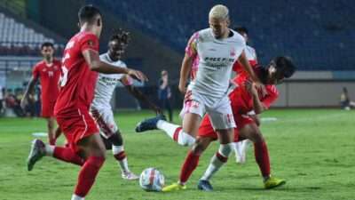 Persis Solo Kalah Lagi di Menit Terakhir, De Roo Berjanji Memperbaiki Masalah