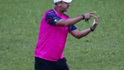 Jose Gomes Saat Melatih Arema Jelang Lawan Dewa United