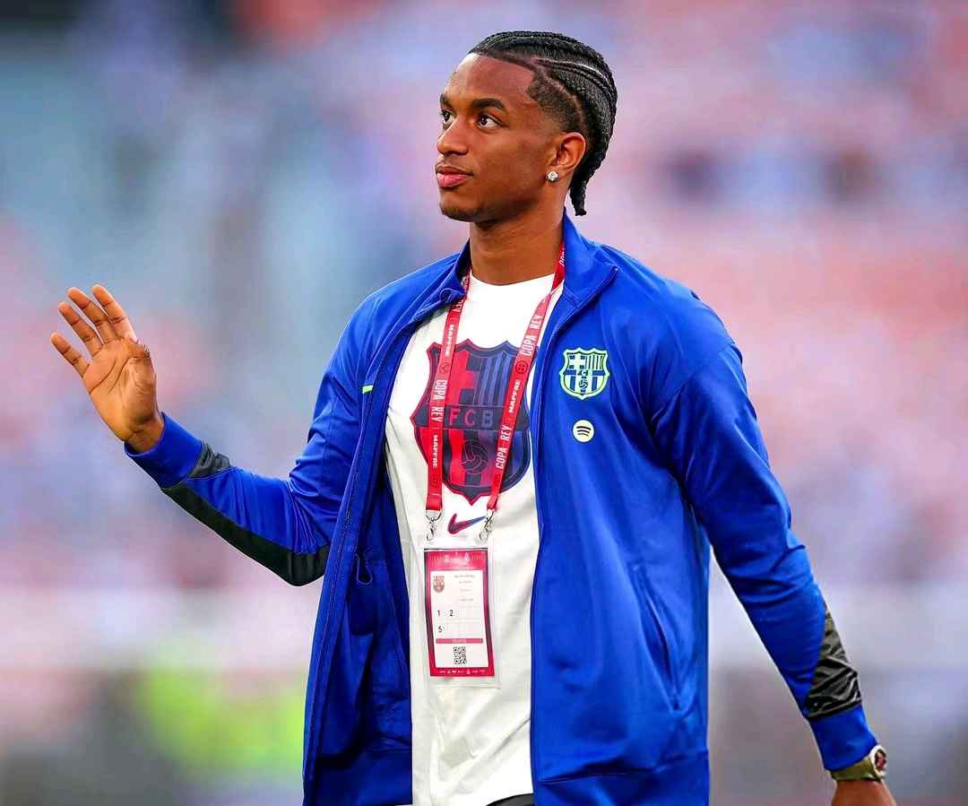 5 LB Terbaik Saat Ini ( Bek Kiri ), No. 1 yang Serba Bisa Balde