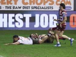 Prediksi Skor Wigan Athletic vs Salford City Trofi Liga, 3 September 2025 Pukul 01.00 WIB