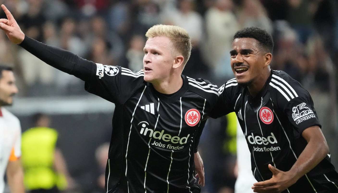 Rating Pemain Frankfurt vs Galatasaray Hasil 5-1, Siapa Terbaik? Analisis performa statistik setiap pemain di lapangan.
