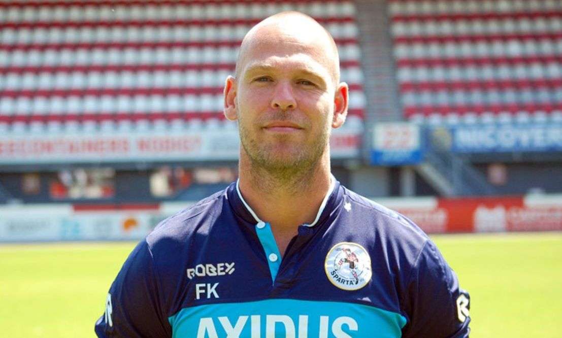 Profil Pelatih Kiper Dewa United Terbaru dan Karirnya Mengupas perjalanan karir dan filosofi kepelatihannya.