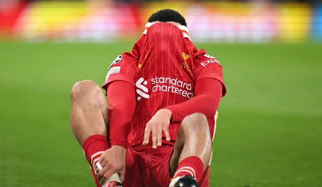Trent Alexander Arnold Cedera Apa? Ini Kondisi Terbarunya Simak perkiraan berapa lama ia akan menepi dari skuad.