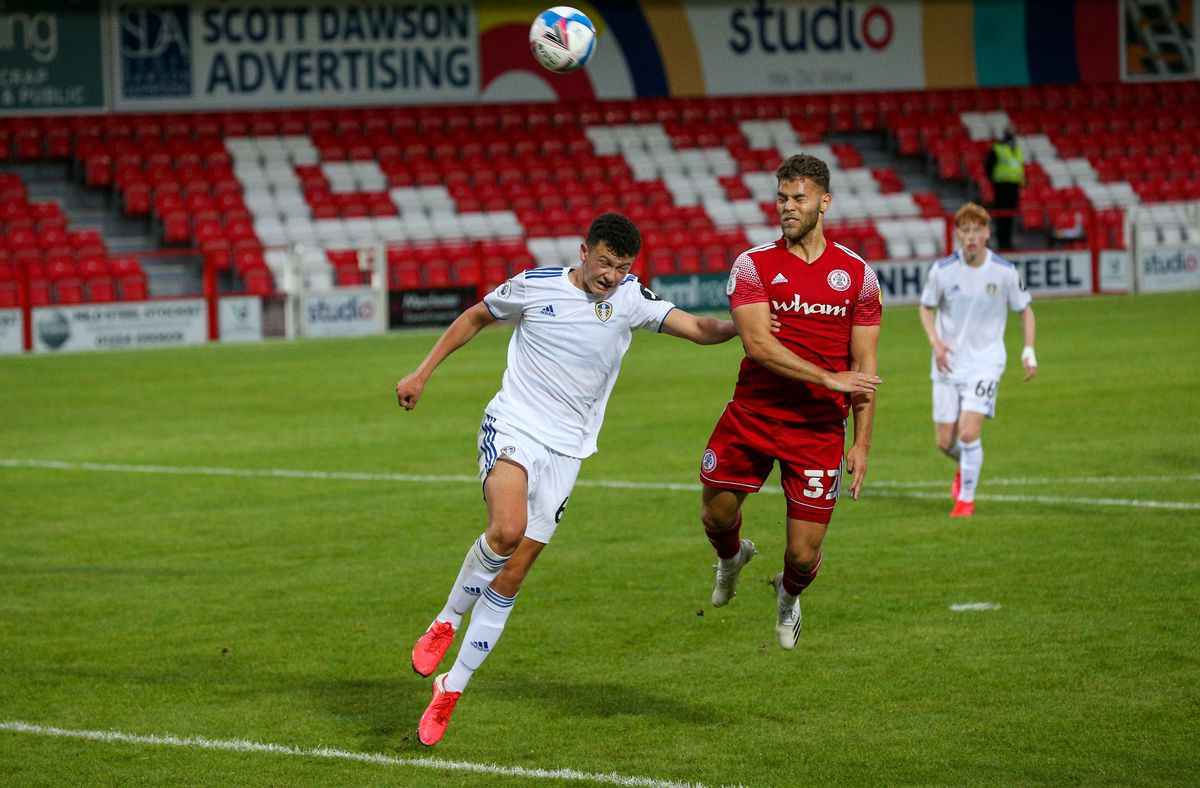 Prediksi Skor Fleetwood vs Leeds United U21