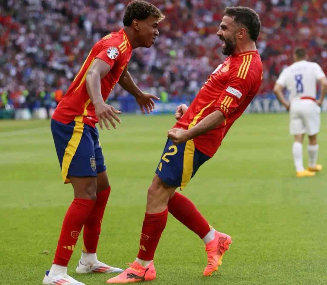 Dani Carvajal Siap Labrak Yamal di El Clasico