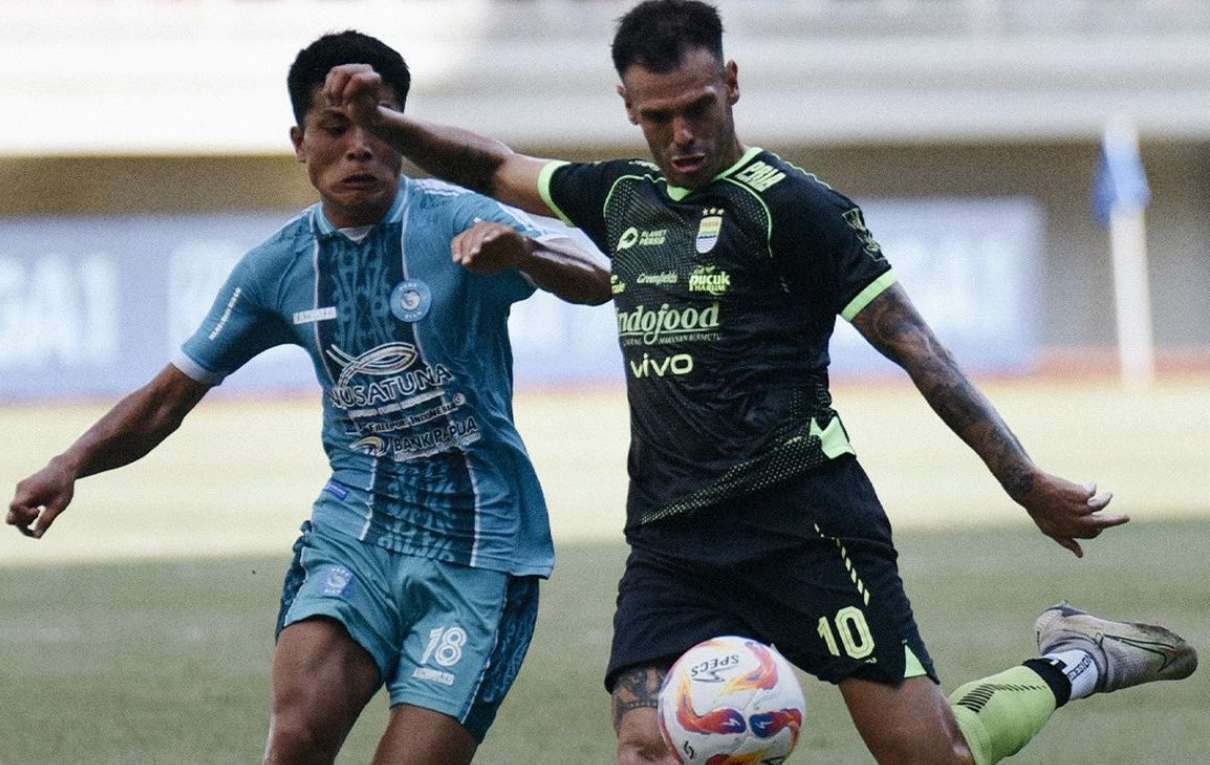 Prediksi Susunan Pemain PSBS Biak vs Persib Bandung Super League 2025 Analisis formasi kunci dan strategi tim di Liga 1