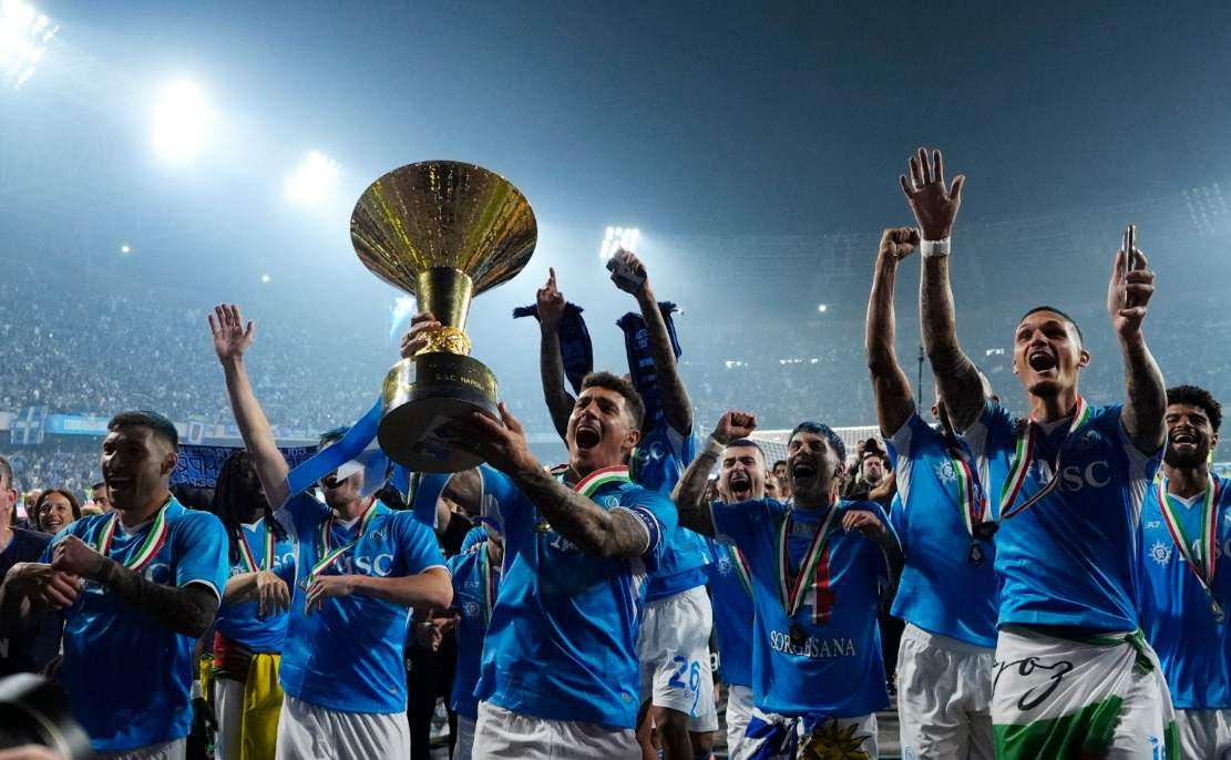 Klasemen Akhir Liga Italia Musim Lalu: Nasib Juventus dan Zona Eropa Napoli dinobatkan sebagai juara Serie A setelah menang atas Cagliari