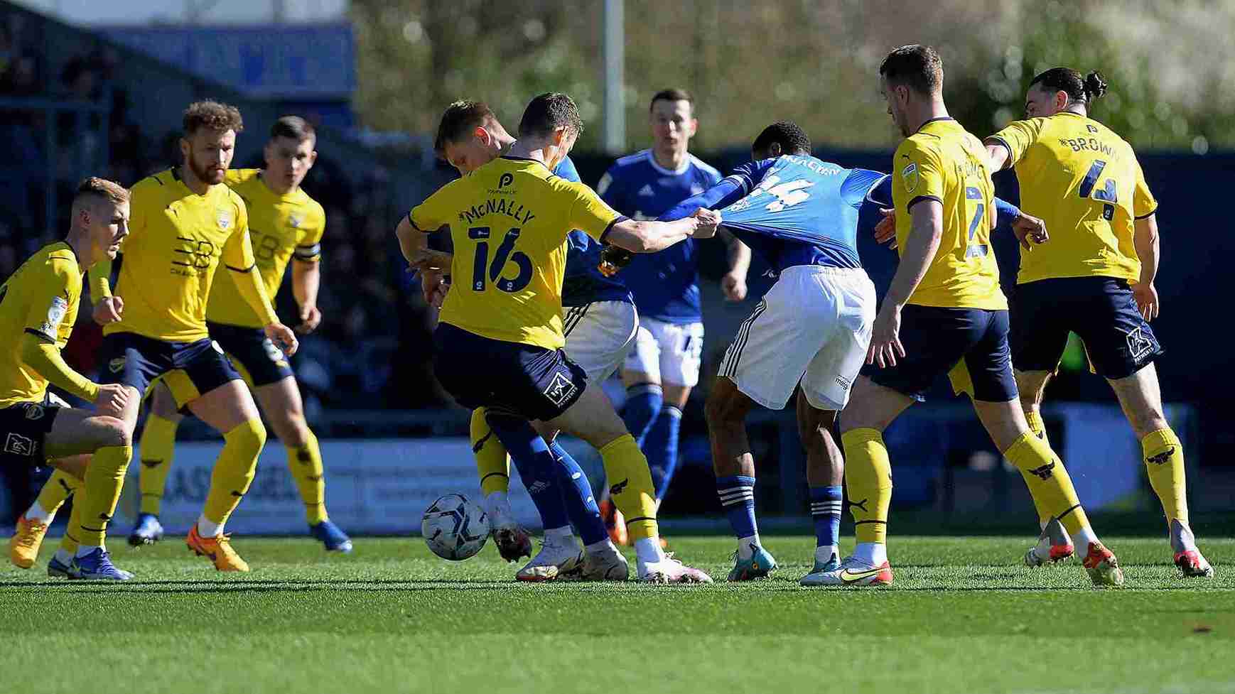 Prediksi Skor Oxford vs Ipswich 29 November 2025